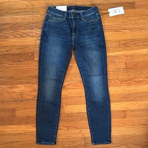 Ankle Skinny Jeans- Gwenevere (Women's)